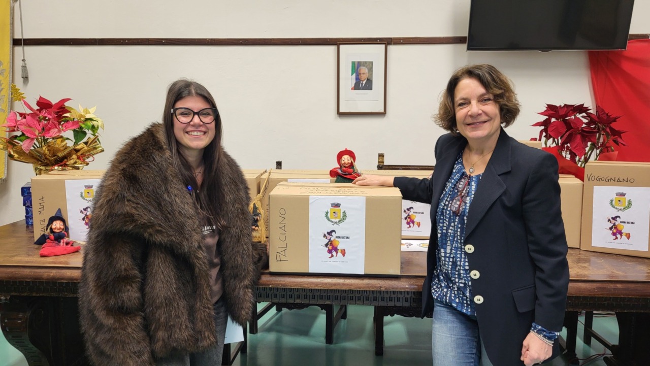 Subbiano (Arezzo): 500 calze per bambini e anziani delle Rsa