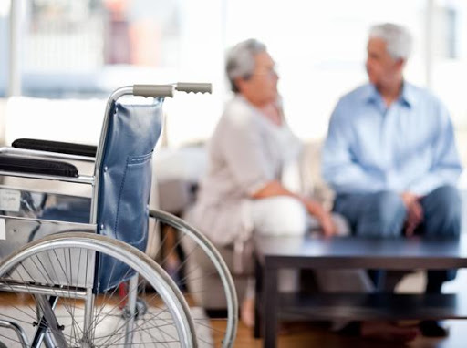 Incontro gratuito a Montevarchi per caregiver: focus sulla gestione dei farmaci