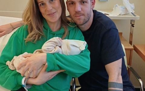 Un evento raro: la nascita in acqua del piccolo Edoardo alla Gruccia