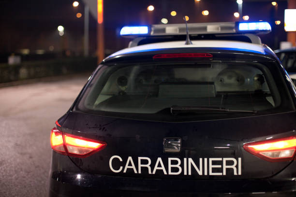 Colpo audace in azienda orafa: assalto con un mezzo-ariete