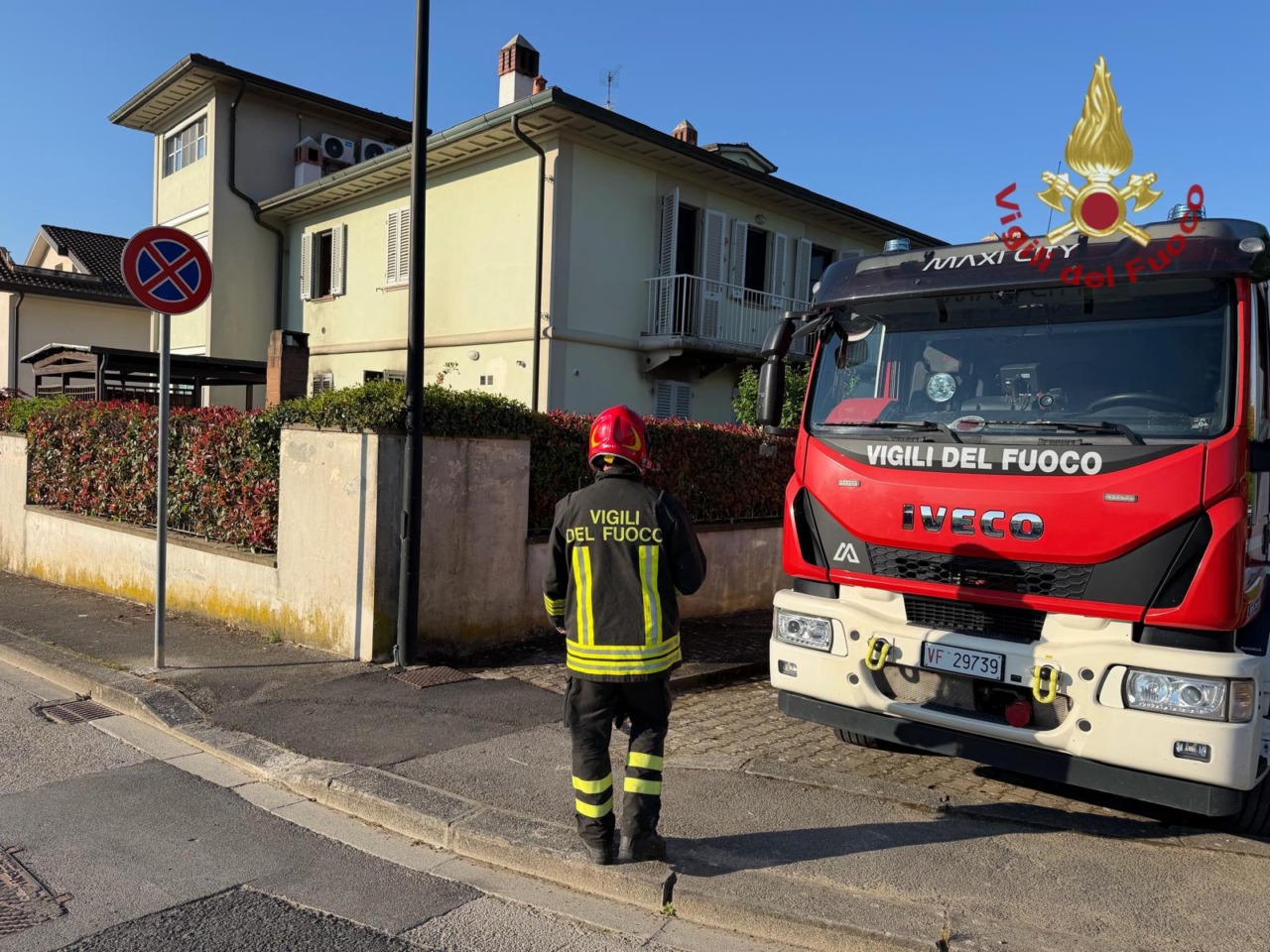 Incendio in appartamento: tre persone in ospedale a Terranuova Bracciolini