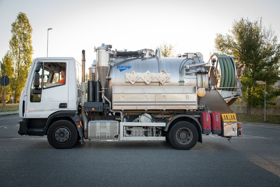 Come funziona la manutenzione delle fognature condominiali e perché non va trascurata